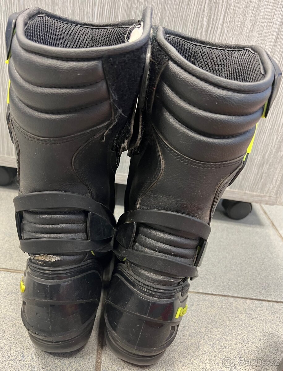 43. Moto boty FORMA FRECCIA černo/fluo žluté 37 - 3
