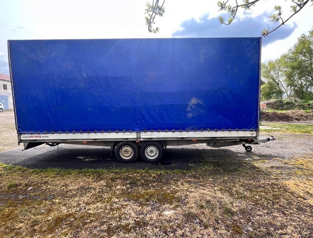 Vlek s plachtovou nástavbou - 3