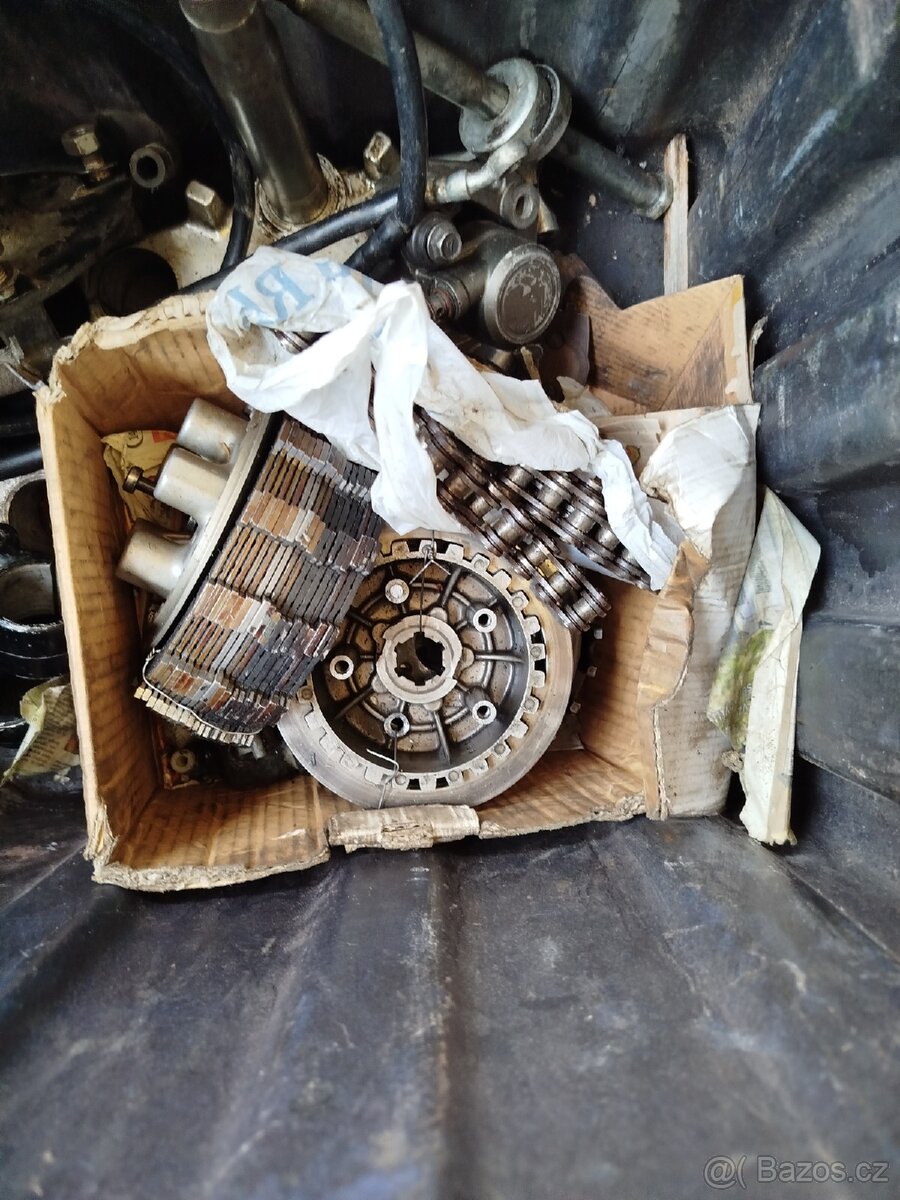 Yamaha XT600 díly - 3