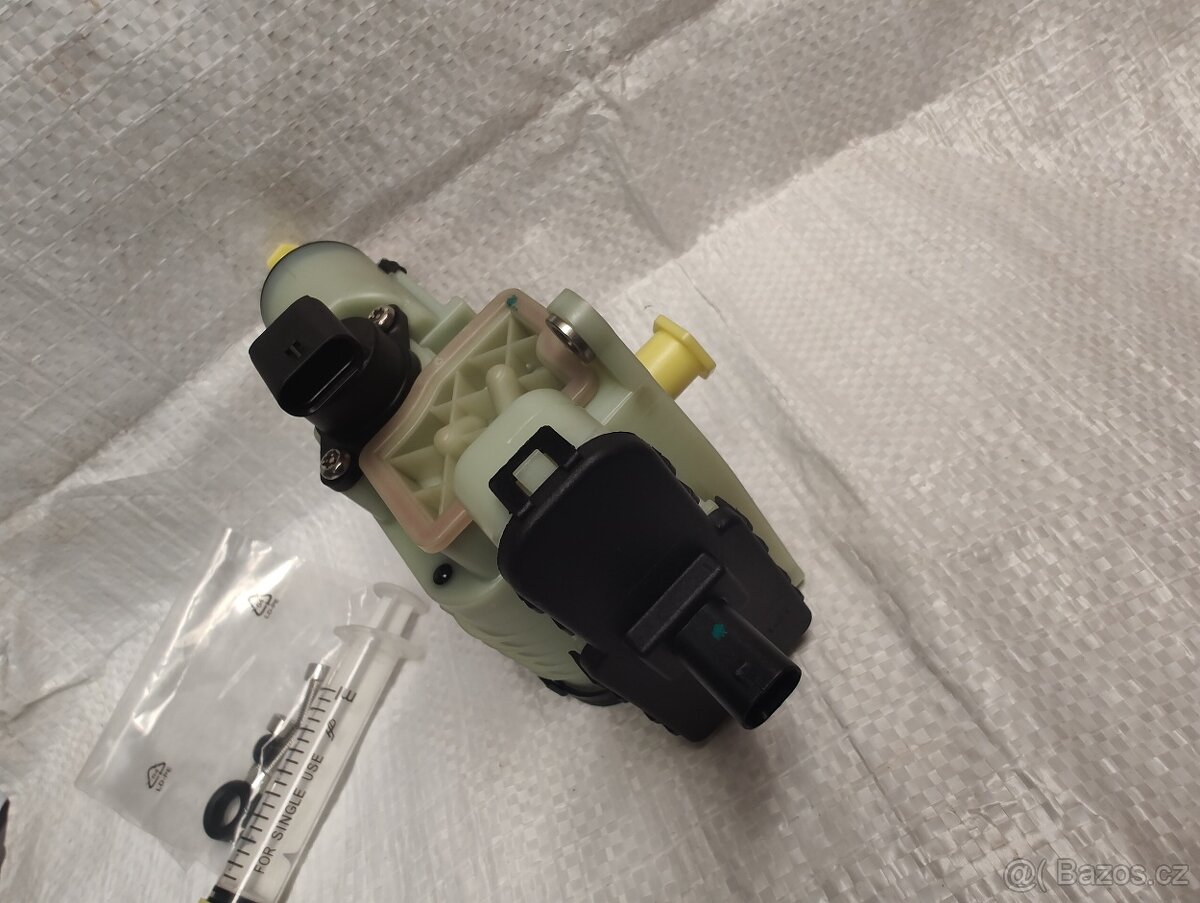 Vstřikovač močoviny NOVÝ - Mercedes, Seat, VW - 3