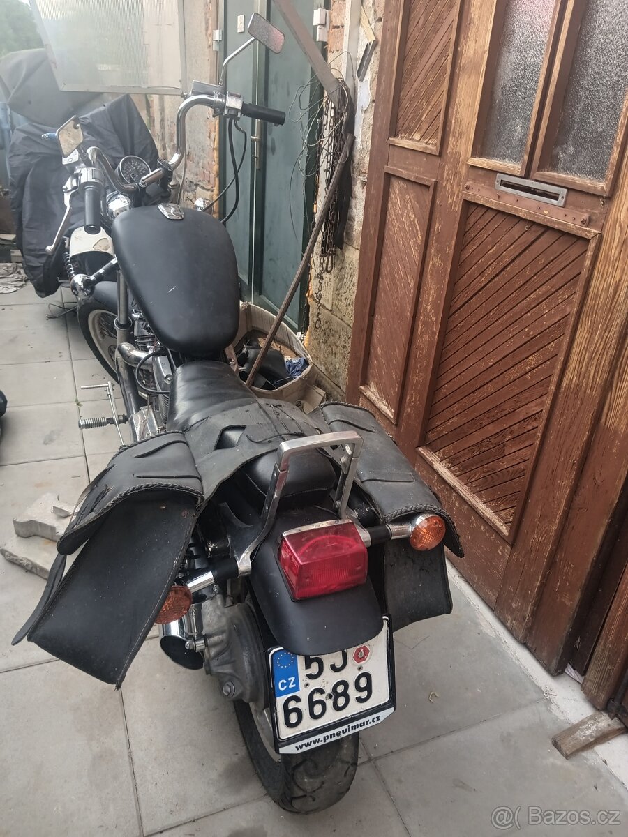 Suzuki VS 700 Intruder dva kusy - 3