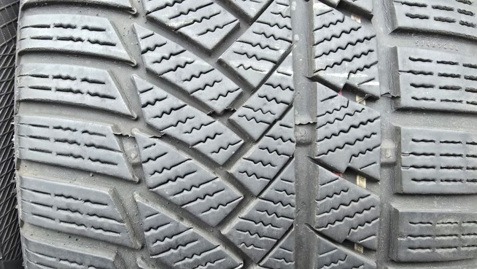 Zimní pneu 245/45/18 Continental Run Flat - 3