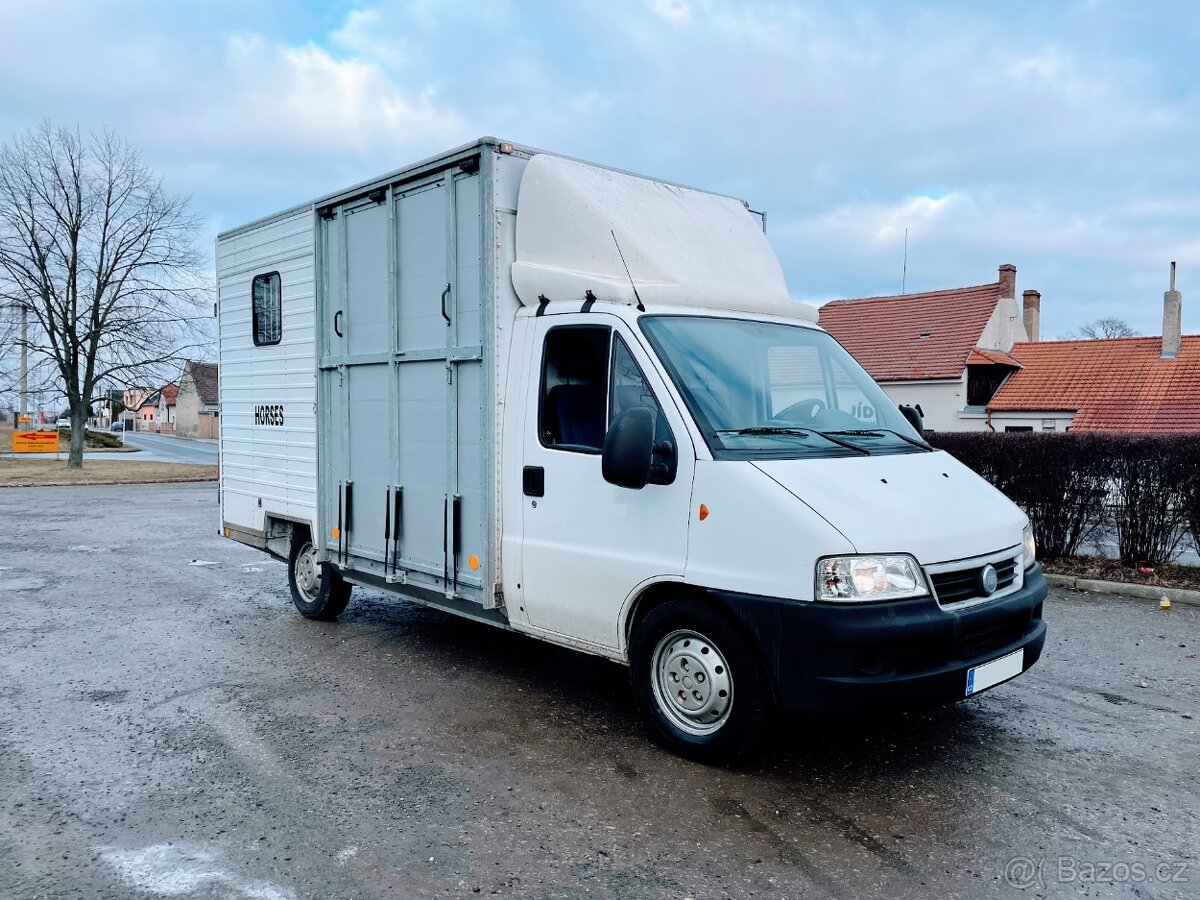 Autopřepravník pro koně, kamera, vzduchový podvozek, nová TK - 3