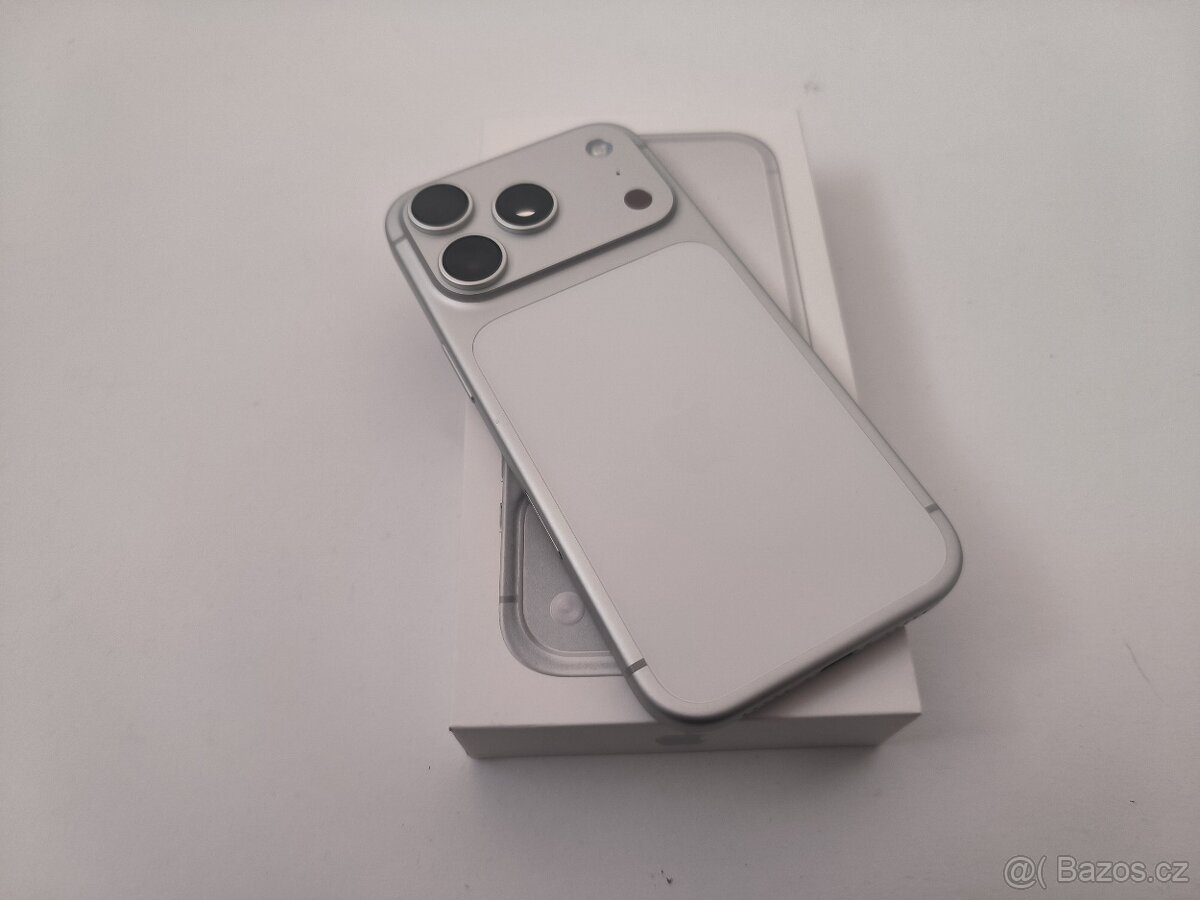 apple iphone 17 PRO 256gb Silver / 14 cyklov - 3