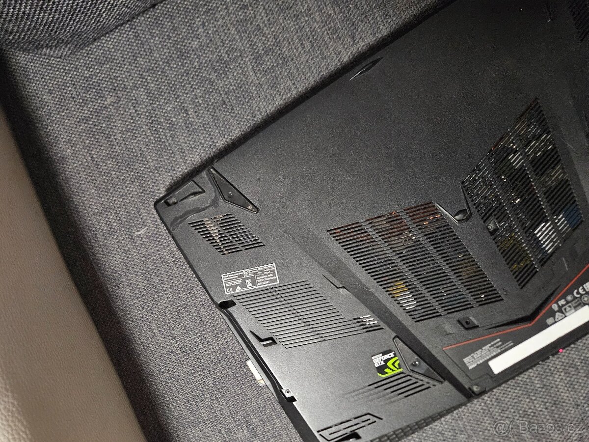 MSI GL63 8RE i5, 1060 6GB - 3