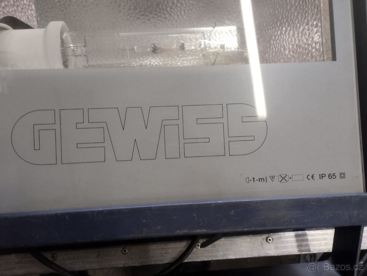 Vodotěsné reflektory vybojkove - 3