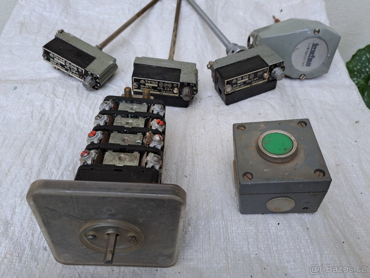 Instalační materiál - 3