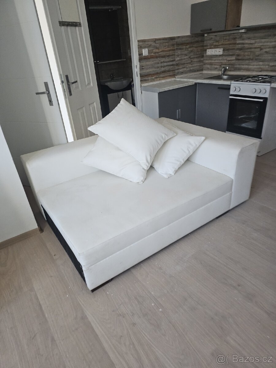 Velká Bílá sedačka - 3