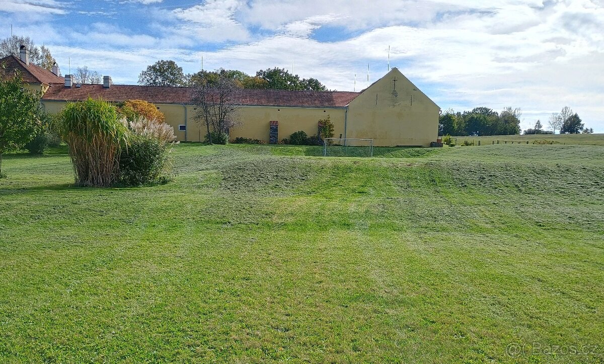 Stavební parcela Český Krumlov - absolutní soukromí - 3