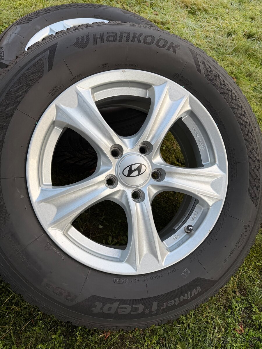 Originál zimní alu kola Hyundai 215/70R16 5x114,3 - 3