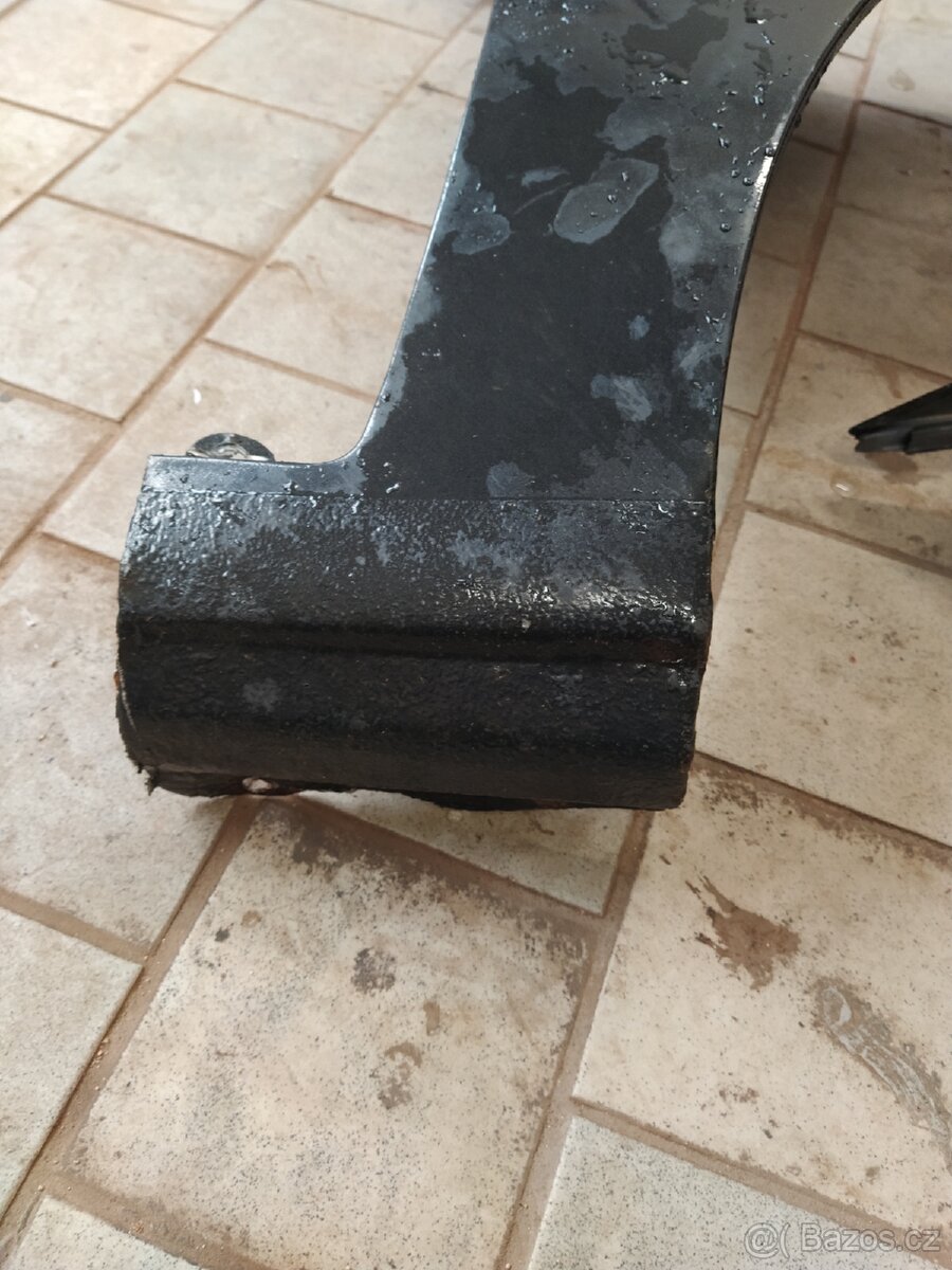 Blatníky Alfa Romeo 147 - 3