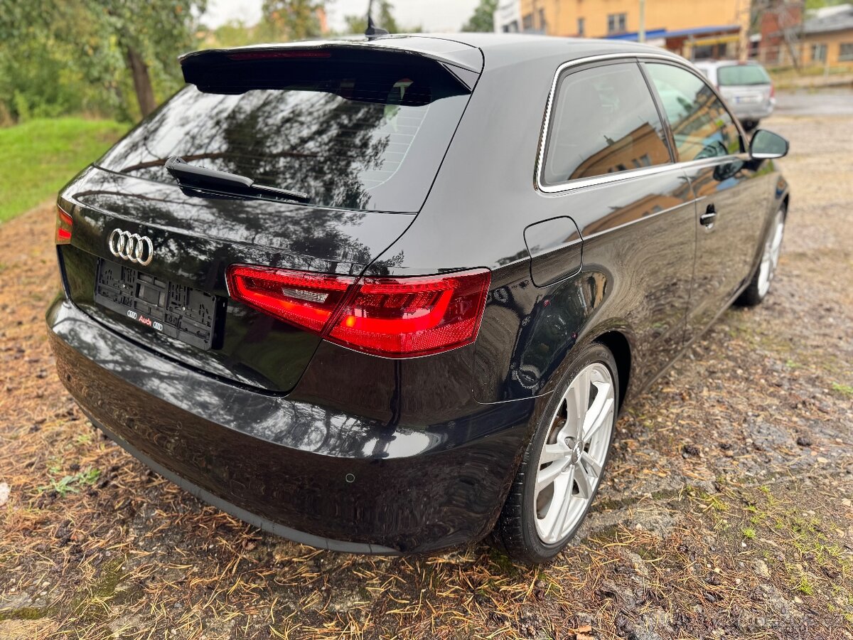 AUDI A3 2.0TDI 110kW S-LINE TOP STAV - 3