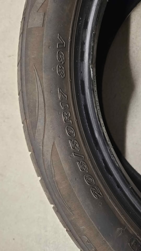 4X Nexen 205/50 R17 89V - 3