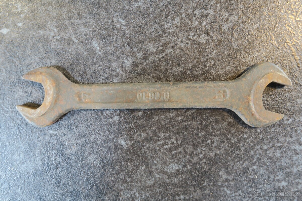 KLÍČE Tona 3ks.CENA ZA VŠE. - 3