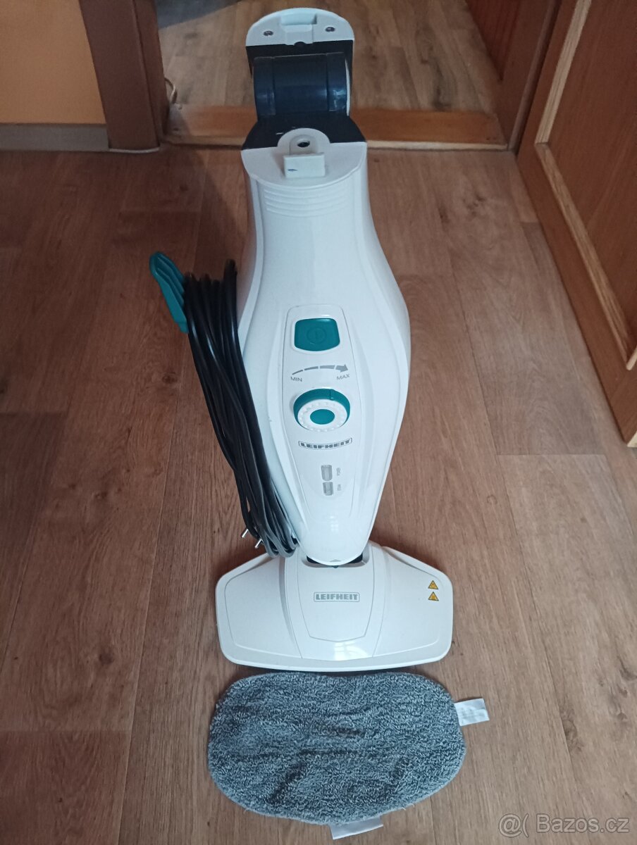 PARNÍ ČISTIČ Leifheit Clean - 3
