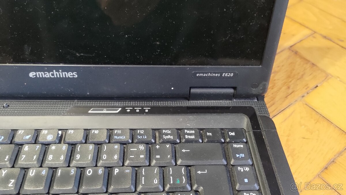 Notebook eMachines E620-261G16Mi - 3