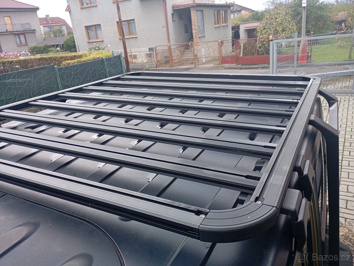 Střešní nosič Jeep Wrangler JK