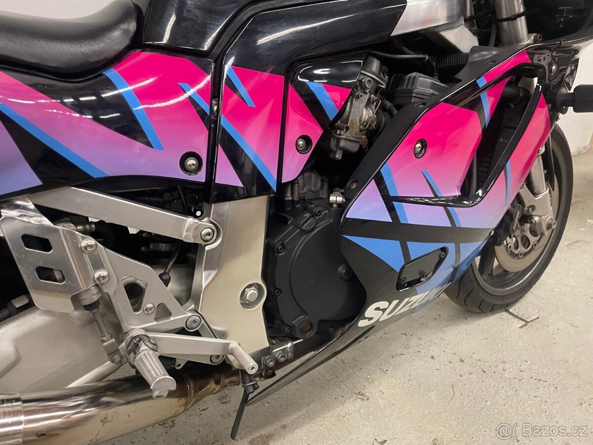 Suzuki GSXR 1992 - 93 - sběratelský stav - 3