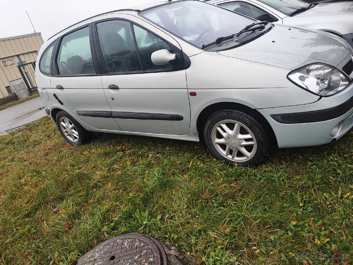 Renault scénic 1.6 79kw r.v. 2000 - 3