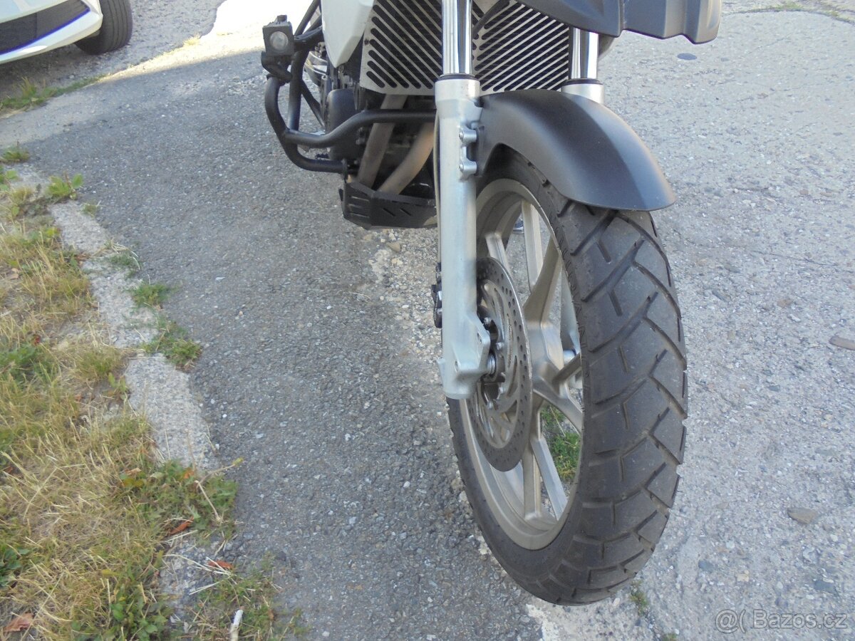 Prodám BMW F650 GS TWIN, rok výroby 2010 - 3