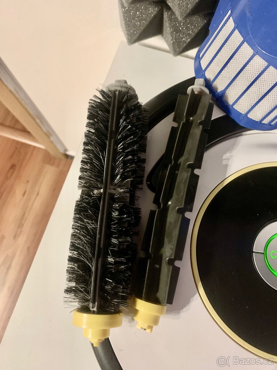 iRobot Roomba 621 - 3