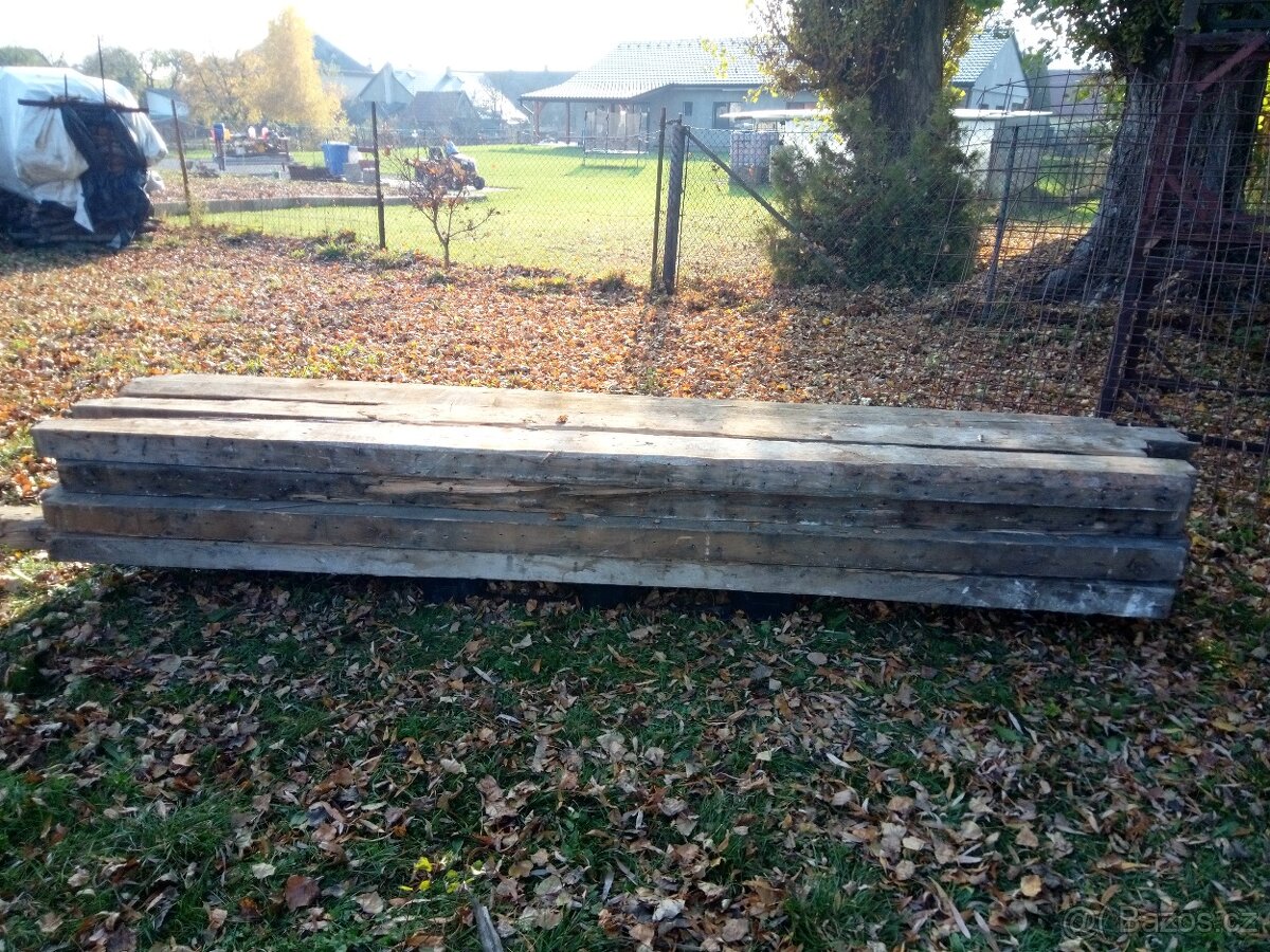 Staré tesané trámy, trámy - 3