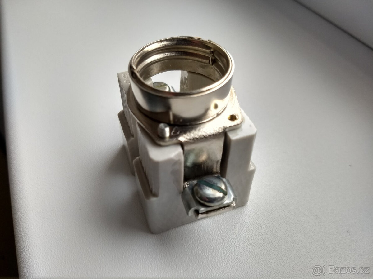 pojistky - spodek - E27 - nové - 100ks - 3