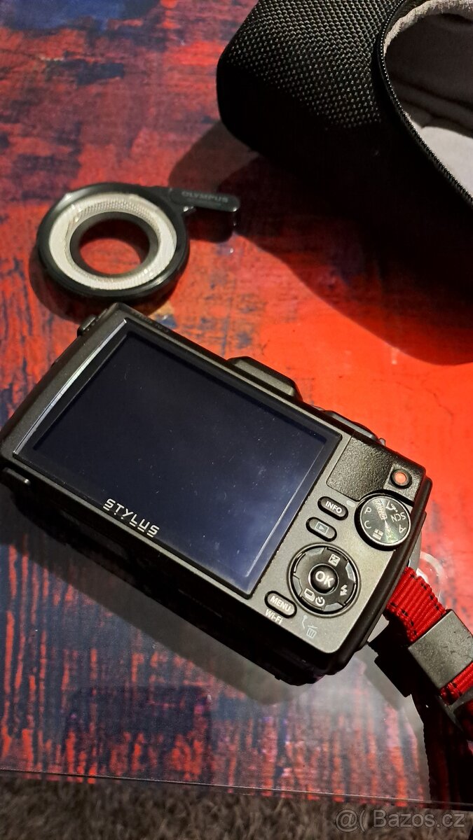 Olympus Stylus-TG3 - 3