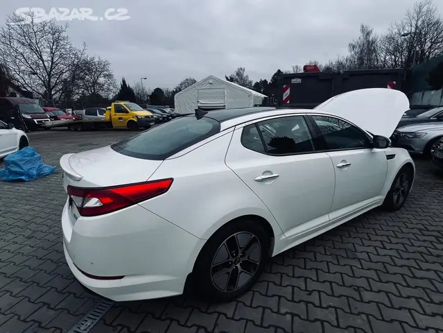 Kia Optima Hybrid 2.0i 2014 CZ - 3