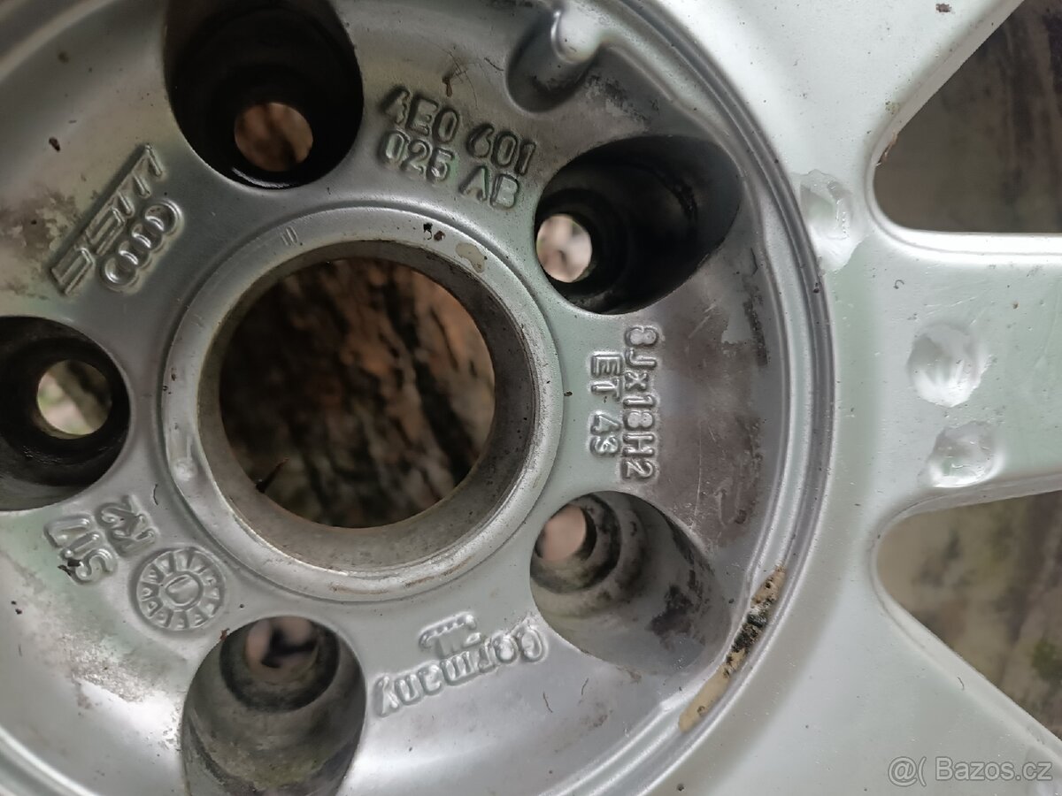 ALU Audi A8 D3 18" Originální ALU disk č.4E0601025AB - 3