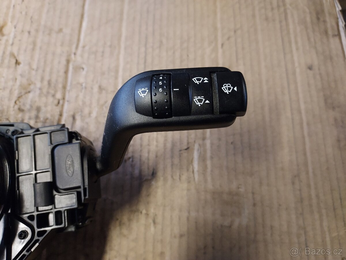 páčky pod volant na Ford Focus - 3