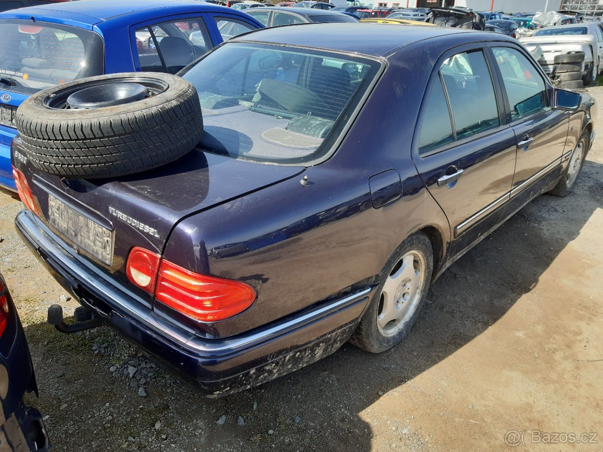 MB E300 3,0TD 1997 130kW AUTOMAT W210 - DILY - 3
