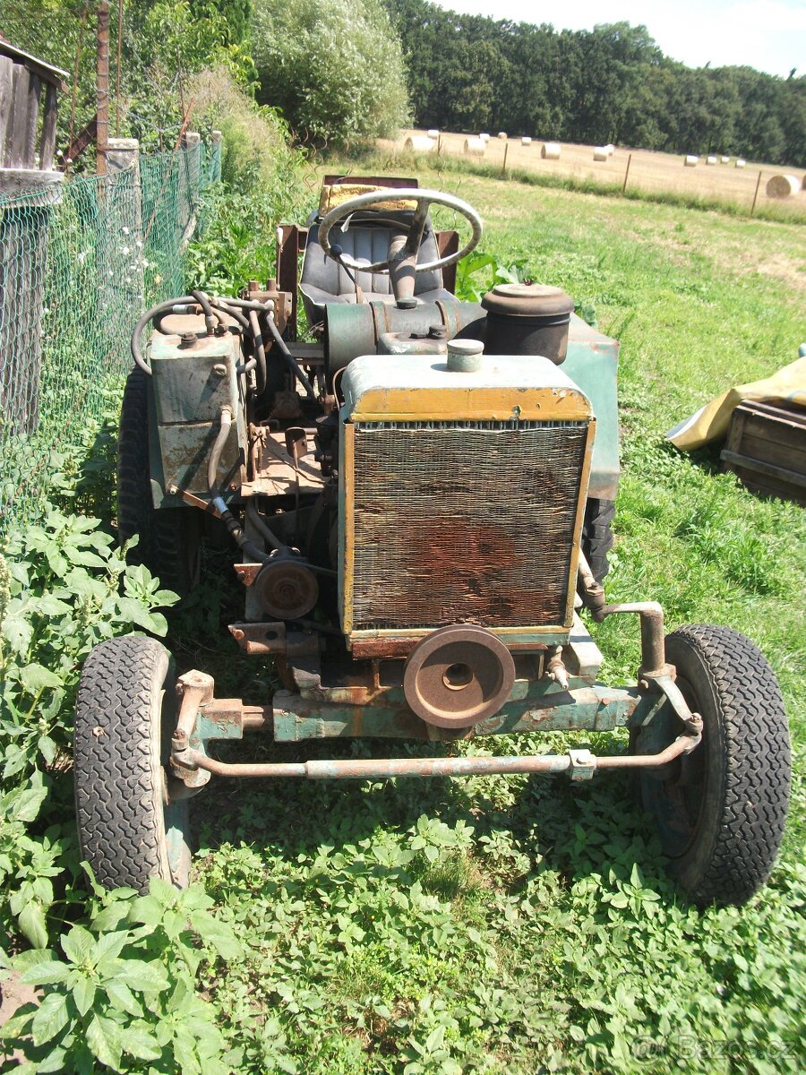 malotraktor domácí výroby s motorem 1S100A - 3