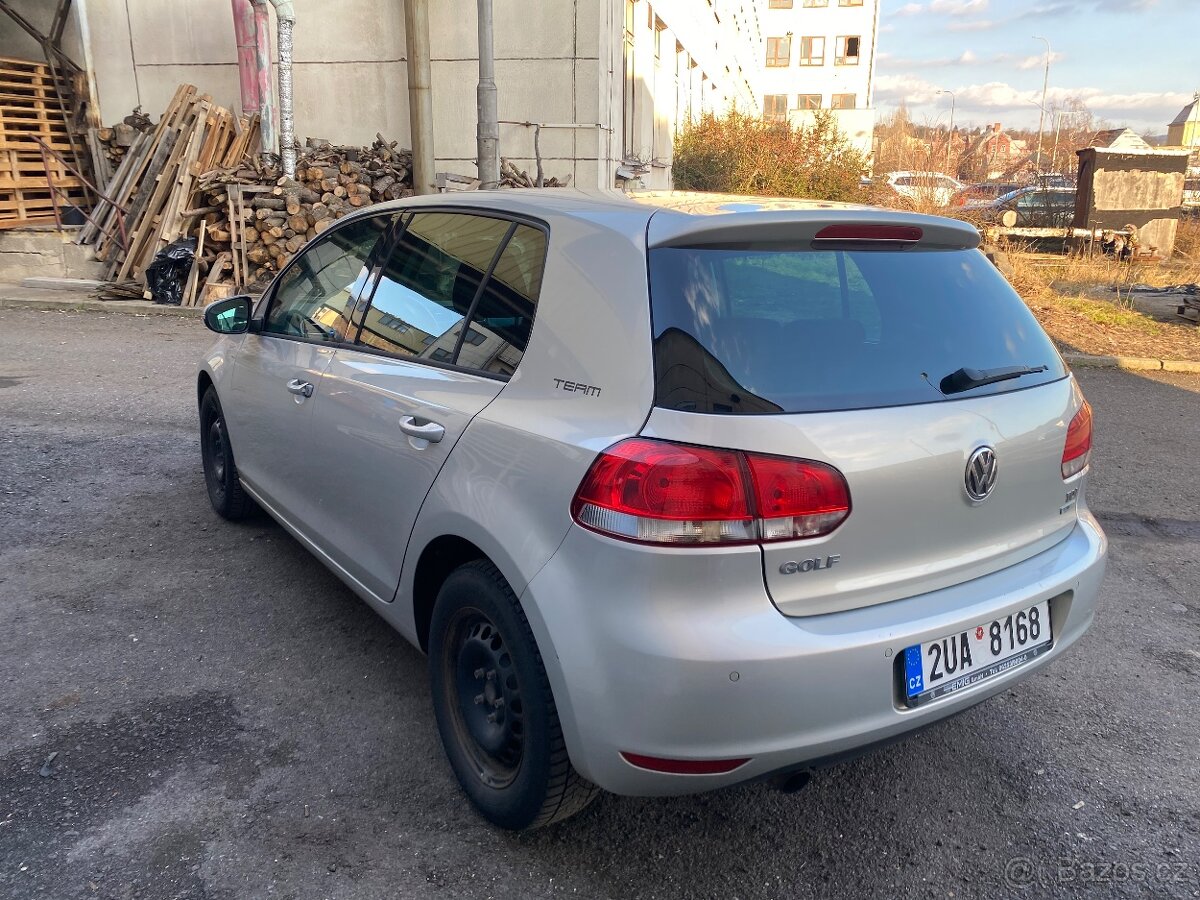 VOLKSWAGEN GOLF 1.6 TDI - 3