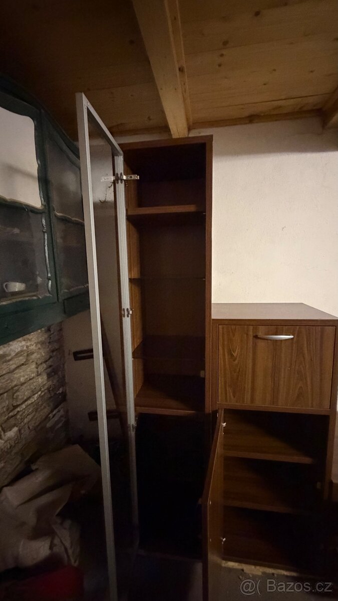 Obývací stěna ořech tloušťka 25mm - 3