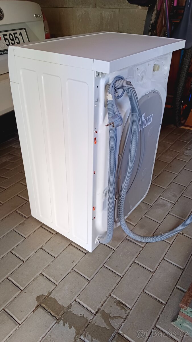 Pračka Electrolux úzká - 3