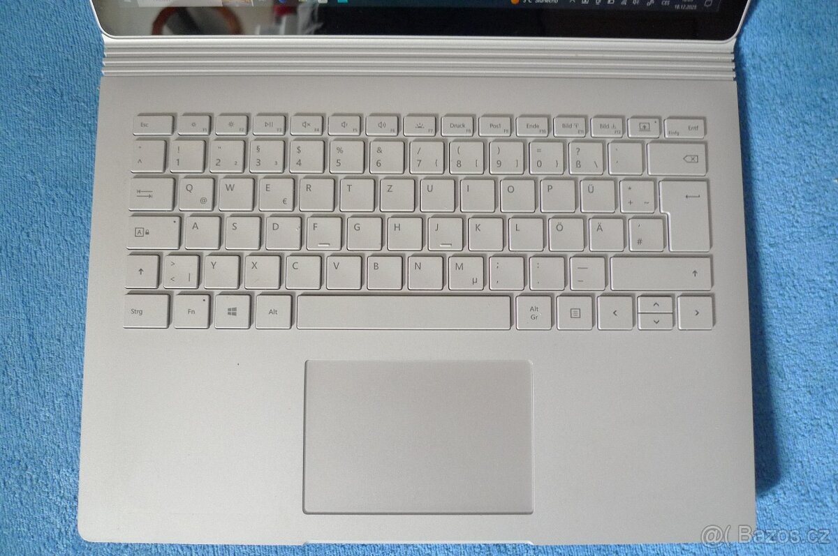 Microsoft Surface Book 2 - 3