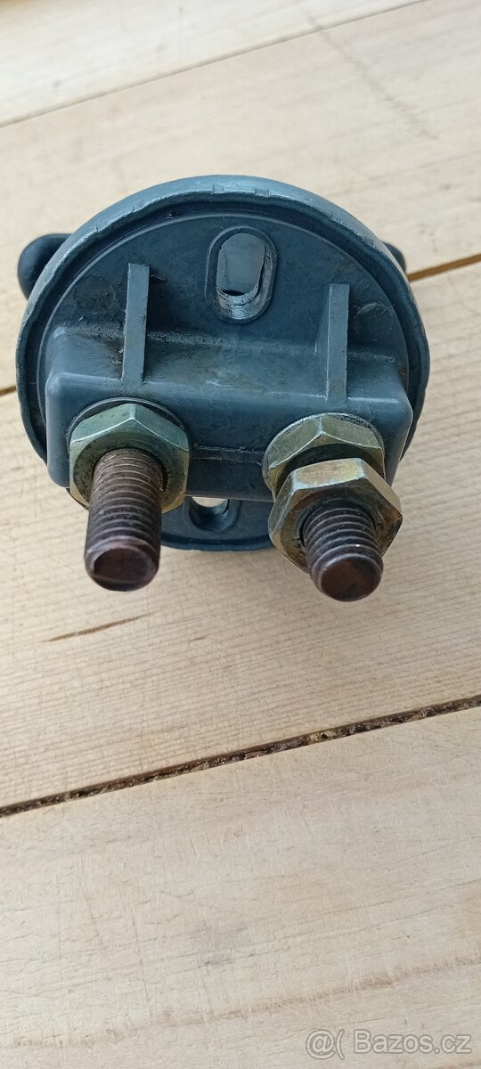 Odpojovač autobaterií - 3