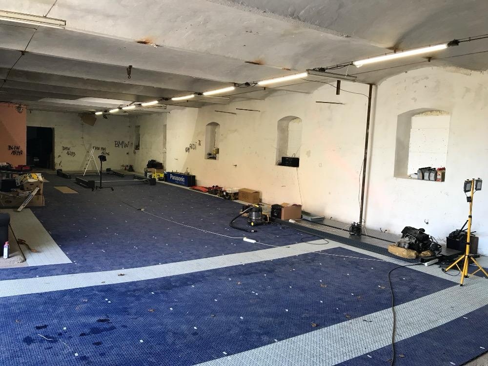 Autodílnu připadne jako sklad od 50 m2 do 250 m2, Hořesedly. - 3