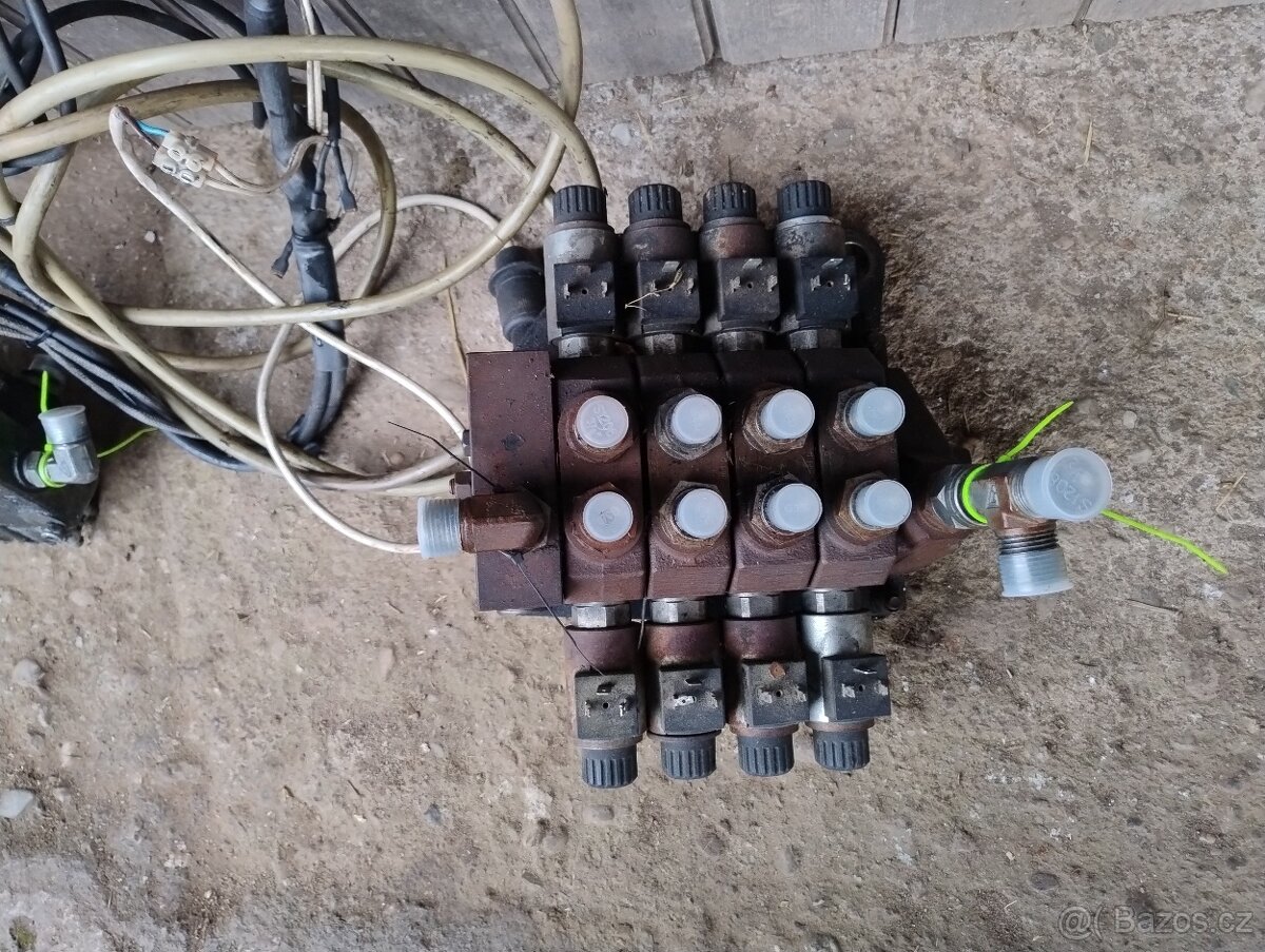 Hydraulický rozvaděč - 3