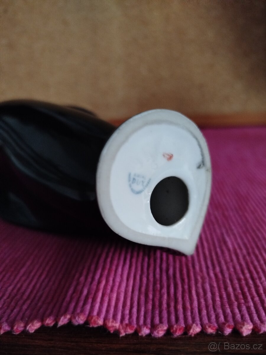 Royal Dux - pelikán "Brusel" - 3