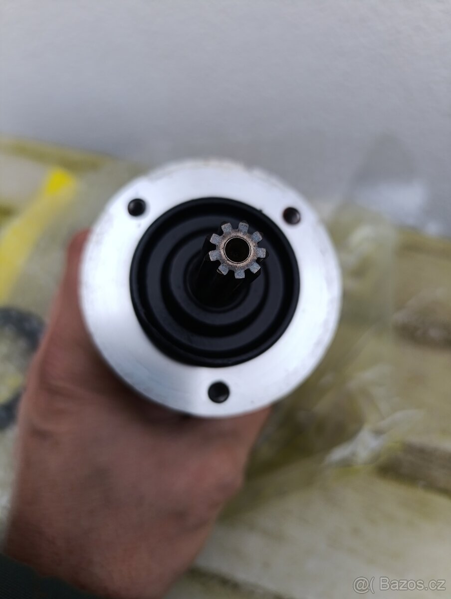 Ducati monster 1100 startér - 3