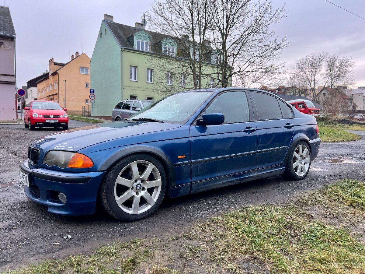 BMW E46 320i, M54B22 125 Kw - 3