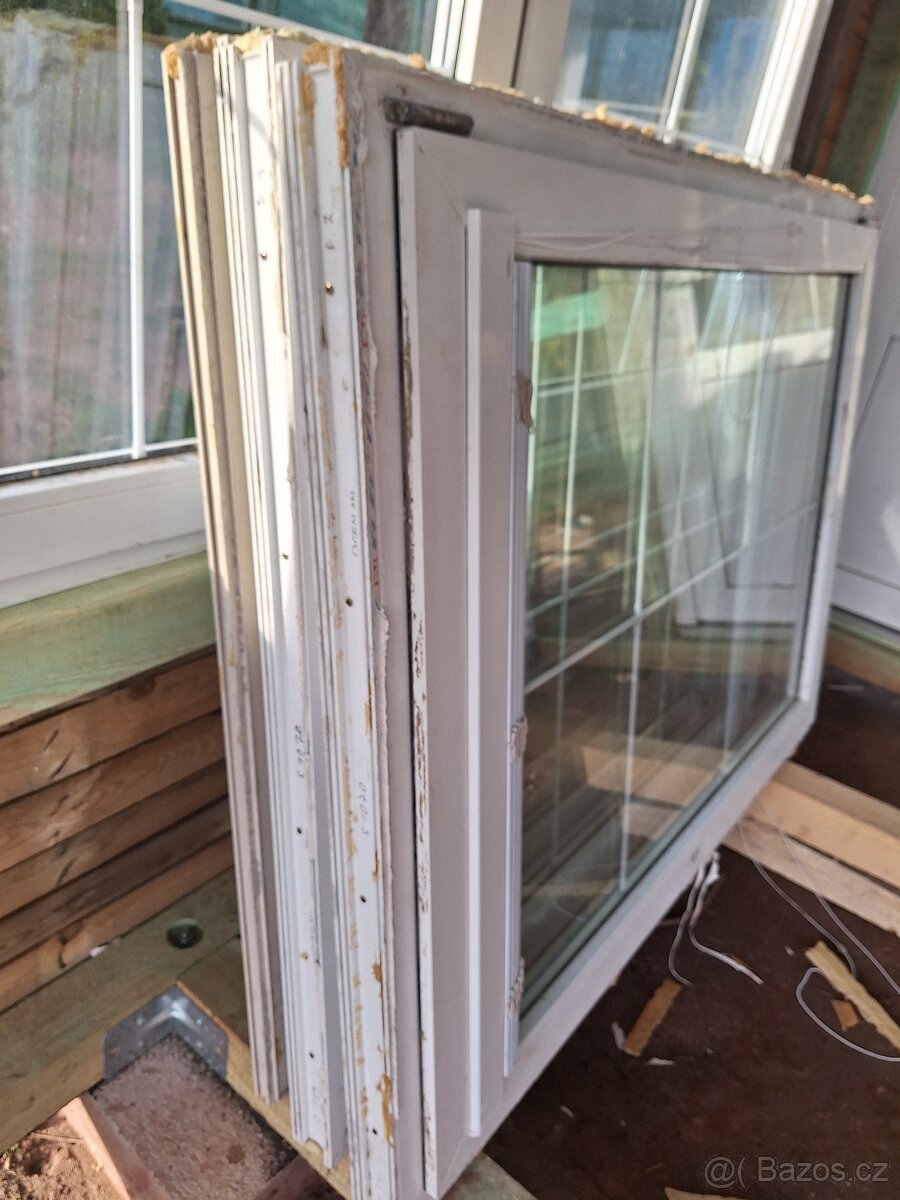 Plastová okna 5x a balkonové dveře s rámy - 3
