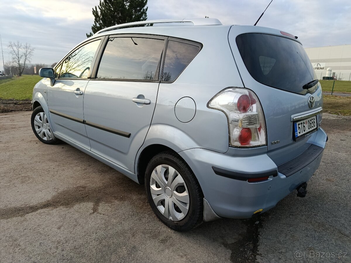 Toyota Corolla verso 1.8 Benzín + Lpg - 3