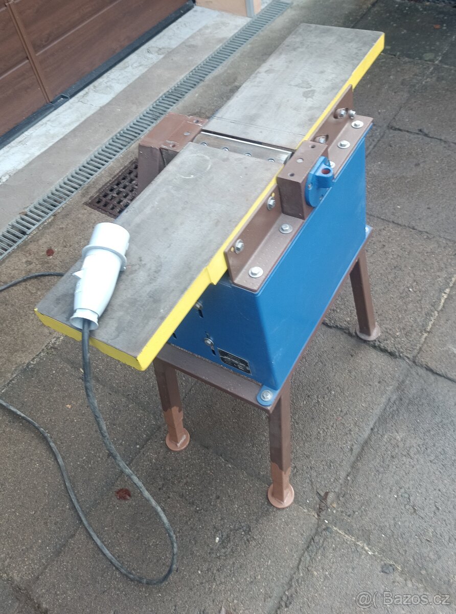 hoblovka s ručním protahem MS 200 - 3