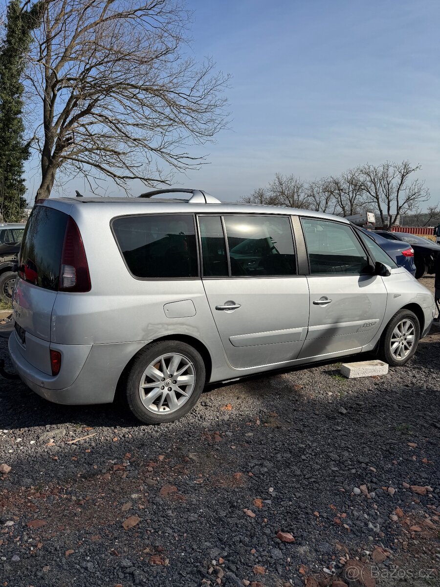 Renault Espace 2.0 dvi RV 2010 - 3