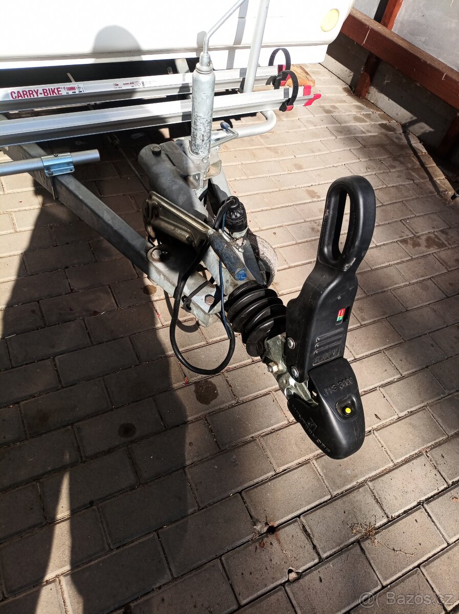 Prodám obytný přívěs karavan Burstner. Fun 495 Tk - 3