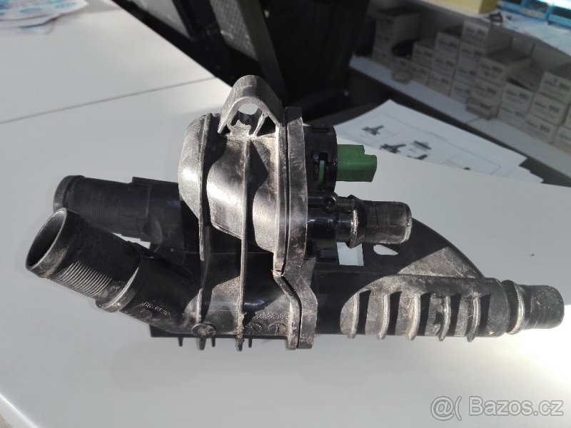 Prodám termostat Citroen C4 - 3