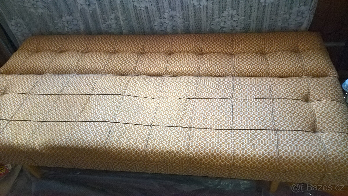 dečka ,pohovka, háčkovaný ubrus, dečky,přehoz na pohovku - 3